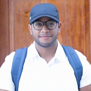 Meet your Posher, Johanan